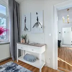 Boutique By Cosy Homes - Stylish And Quiet Apartment *