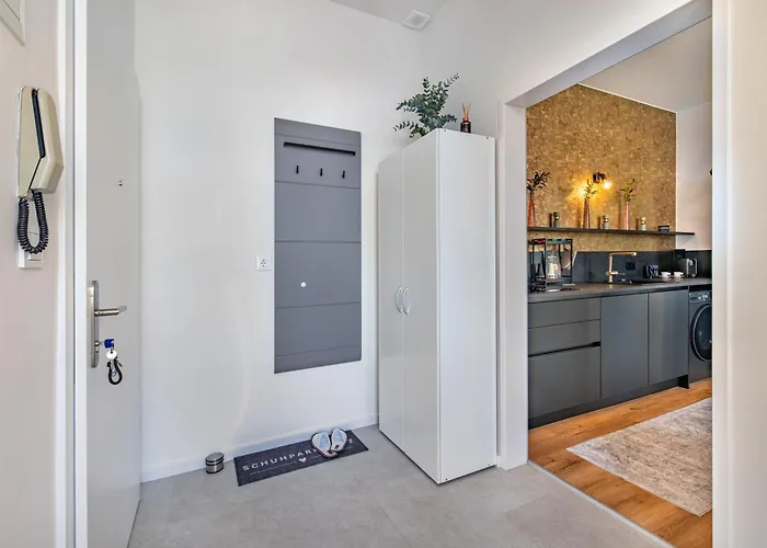 Boutique By Cosy Homes - Stylish And Quiet *